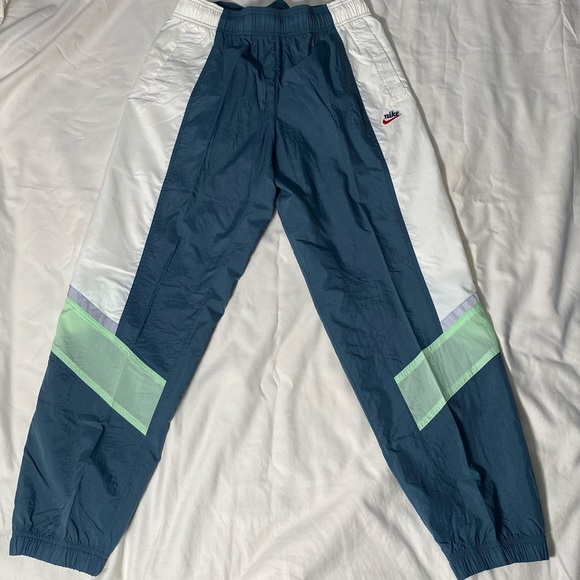🚫Sold🚫🆕NWT Nike Windrunner SET Jacket and Pants - Picture 13 of 16